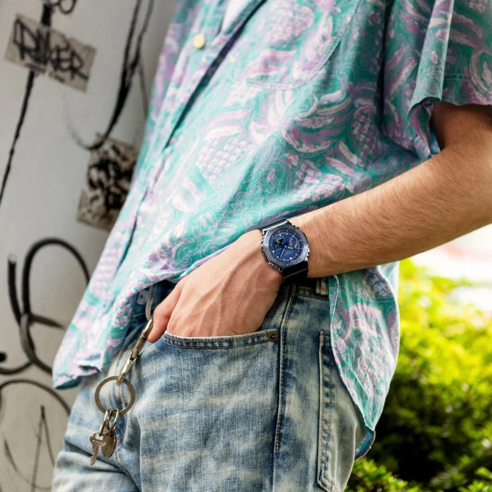 Casio G-Shock GM-2100N-2ADR Lacivert Renk 20 ATM Su Geçirmez Yeni Analog Dijital Erkek Kol Saati