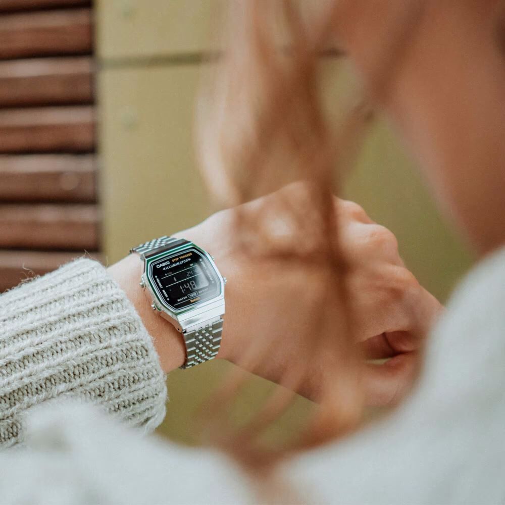 Casio ABL-100WE-1BDF Bluetooth Step Tracker Vintage Gümüş Çelik Unisex Kol Saati