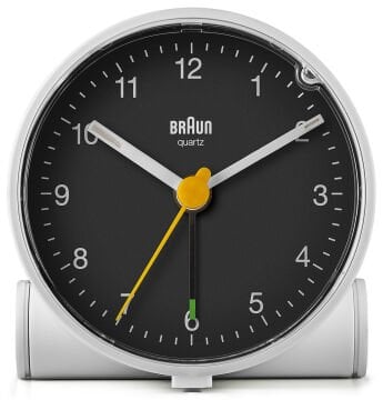 BRAUN BC01WB BEYAZ-SİYAH KLASiK ANALOG ALARMLI MASA SAATİ