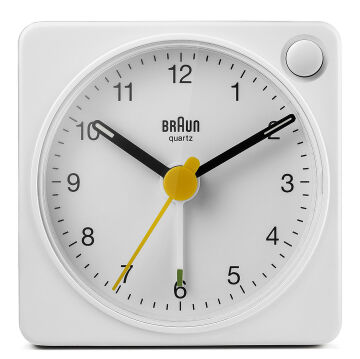 Braun BC02XW Küçük Boy Beyaz Klasik Işık ve Alarmlı Masa Saati