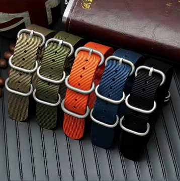 Klasik Suya Dayanıklı Koku Yapmaz Sportif Renkli Nato Saat Kordonu 22 mm
