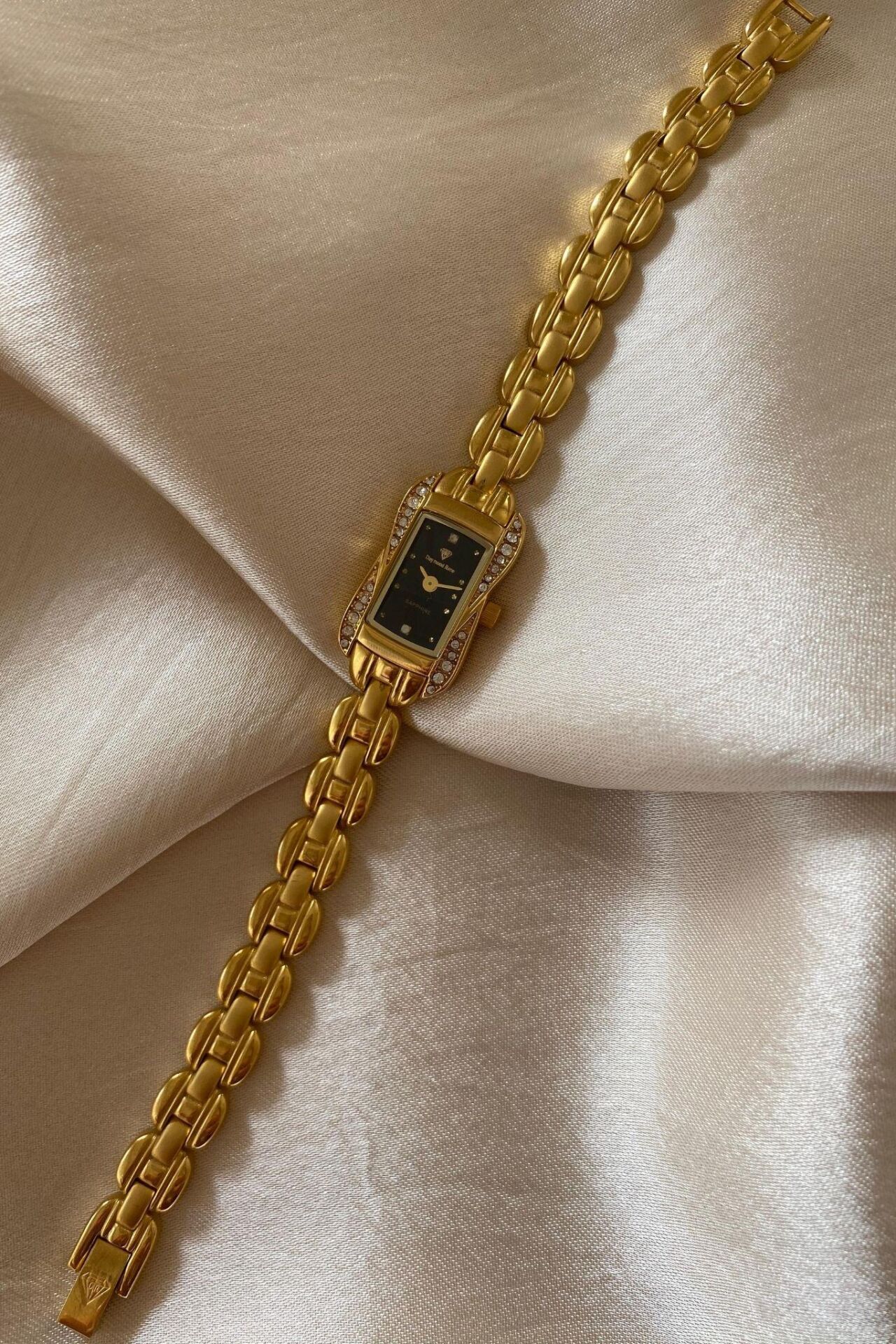 Daymond Rene Altın Sarı Kaplama Paslanmaz Çelik Özel Tasarım Çelik Kordon Küçük Vintage Kadın Kol Saati